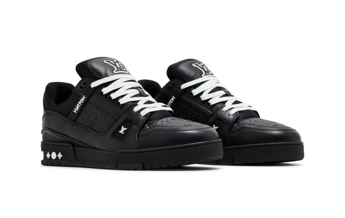 Louis Vuitton Trainer 'Embossed Monogram - Black'
