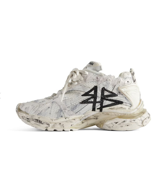 MEN'S RUNNER GRAFFITI SNEAKER IN WHITE
